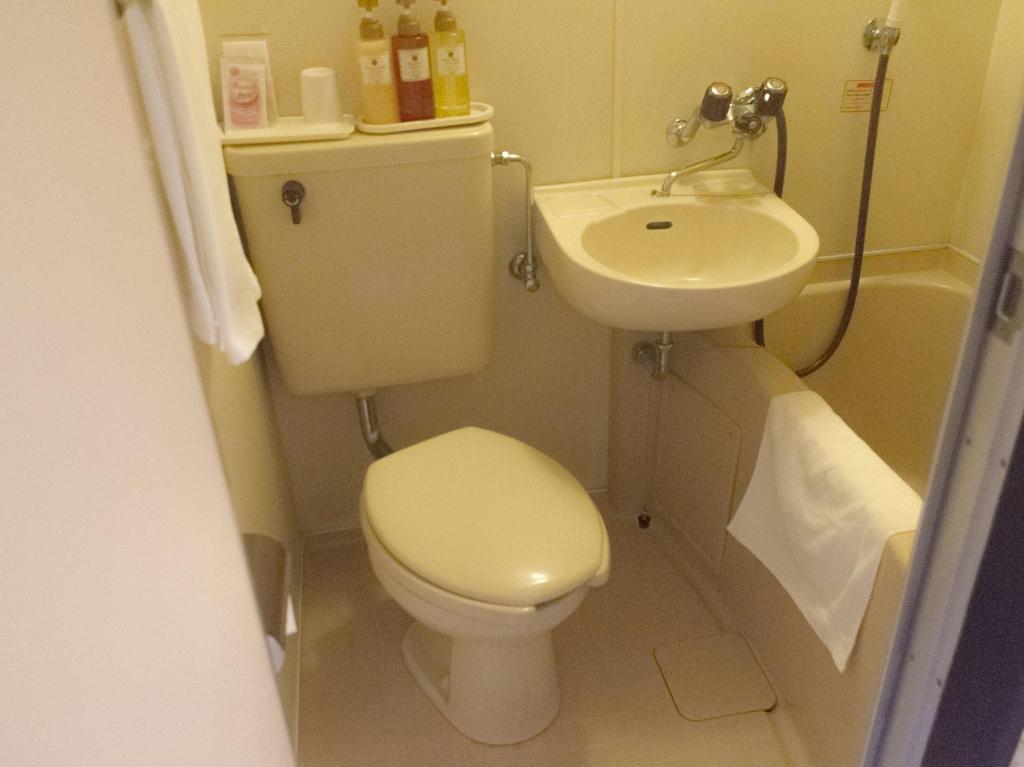 Nishi Akashi Rincarn Hotel Phòng bức ảnh
